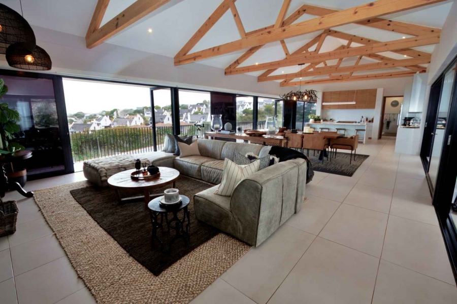 4 Bedroom Property for Sale in Stilbaai Wes Western Cape